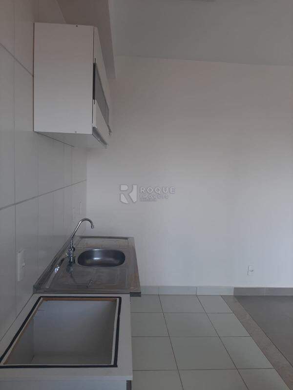 Apartamento à venda no bairro Vila Camargo: 