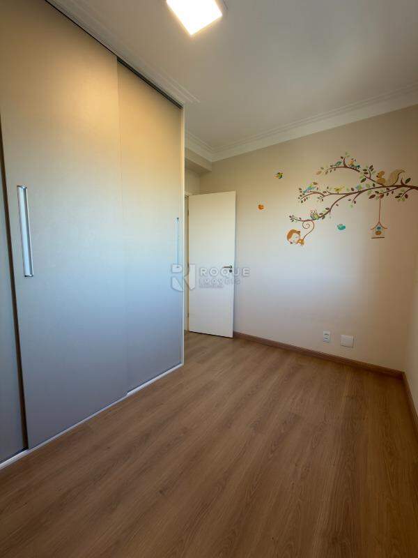 Apartamento à venda no bairro Desmembramento Oscar Antonio Breda: dormitório 1