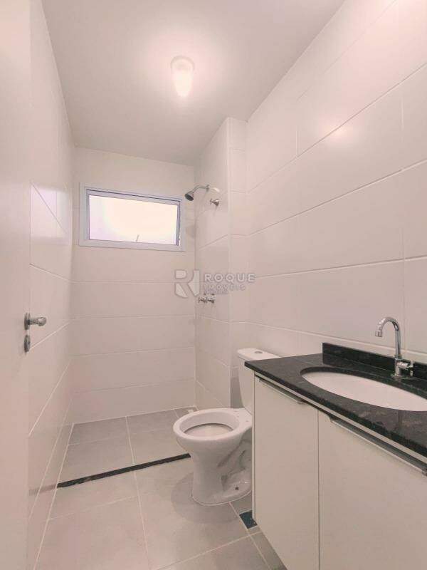 Apartamento para aluguel no bairro Jardim Santa Adélia: WC 1