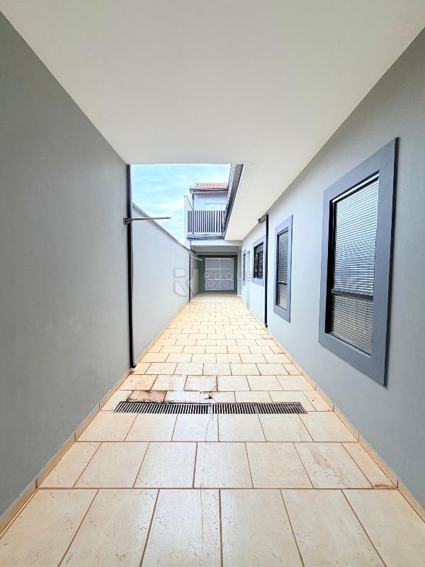 Casa Residencial para aluguel no bairro Jardim Residencial Antonio Brigatto: Corredor