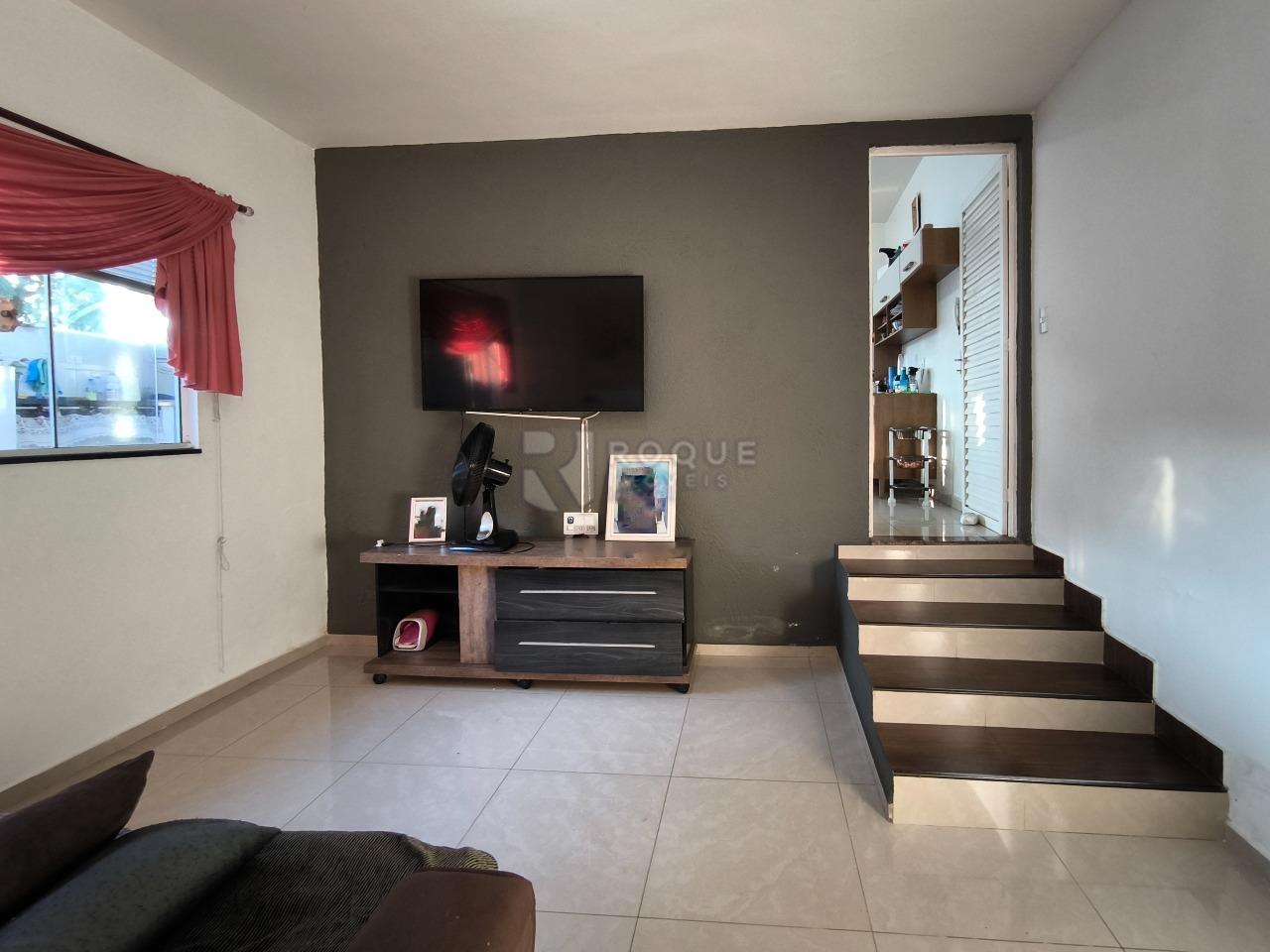 Casa Residencial à venda no bairro Jardim Esmeralda: SALA DE ESTAR