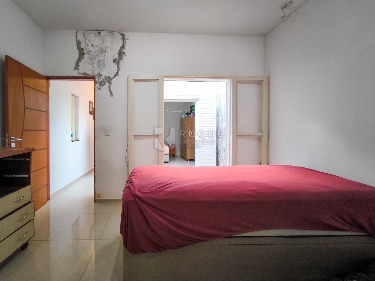 Casa Residencial à venda no bairro Jardim Esmeralda: SUÍTE