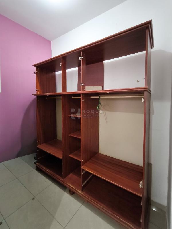 Casa Residencial à venda no bairro Jardim Esmeralda: CLOSET SUÍTE