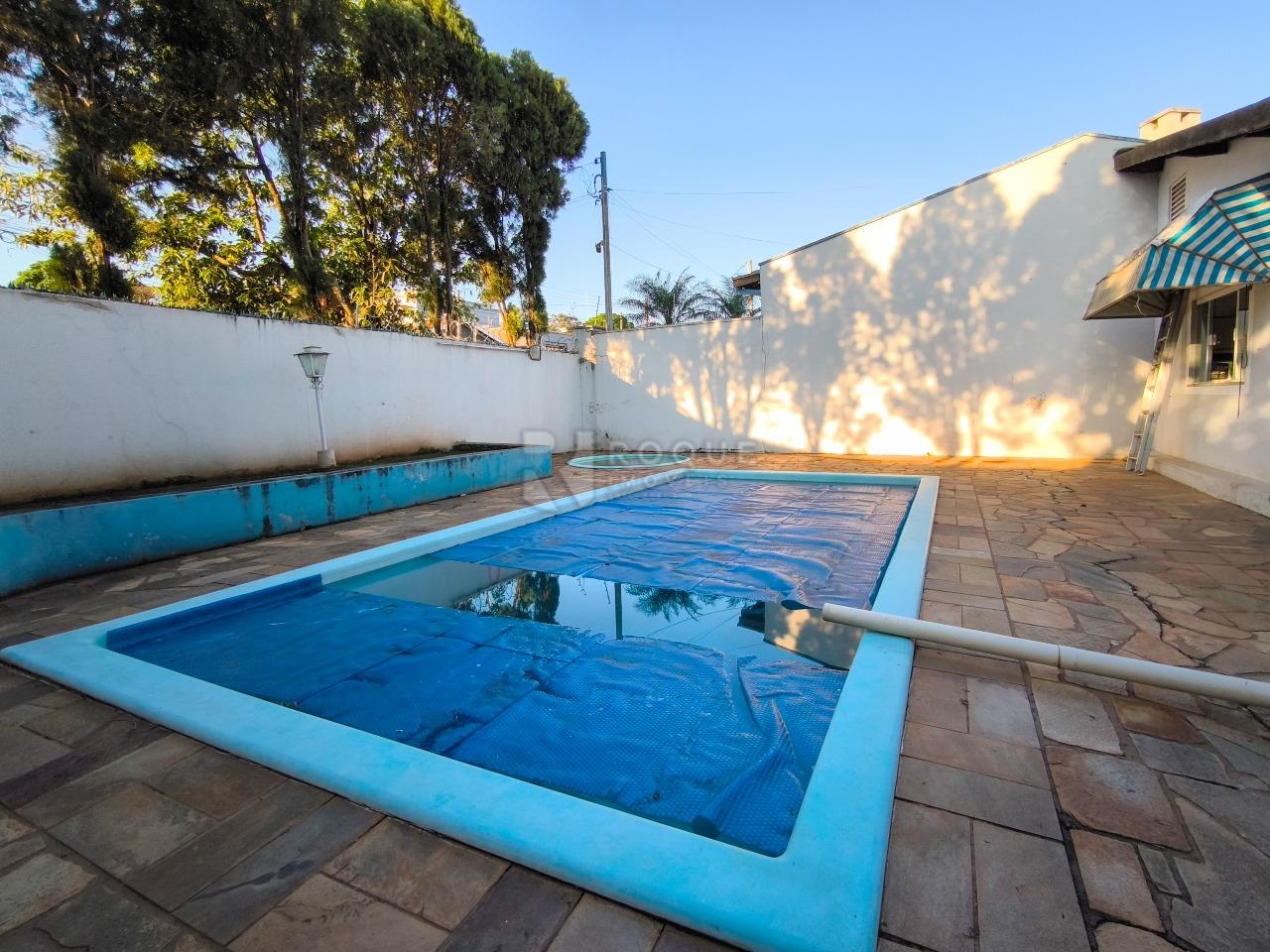 Casa Residencial à venda no bairro Jardim Esmeralda: PISCINAS