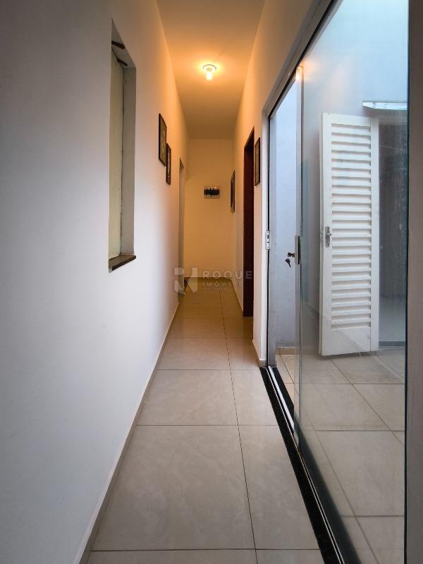 Casa Residencial à venda no bairro Jardim Esmeralda: CORREDOR INTERNO