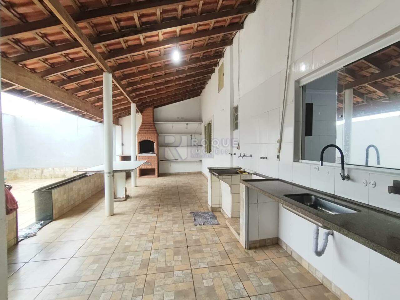 Casa Residencial para aluguel no bairro Jardim São Paulo: Quintal