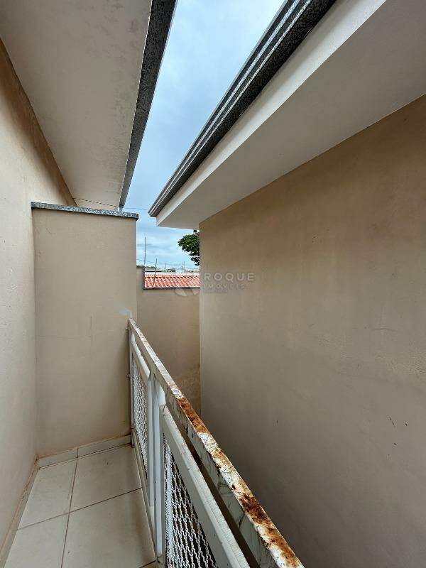Kitnet para aluguel no bairro Jardim Residencial Village: Sacada 