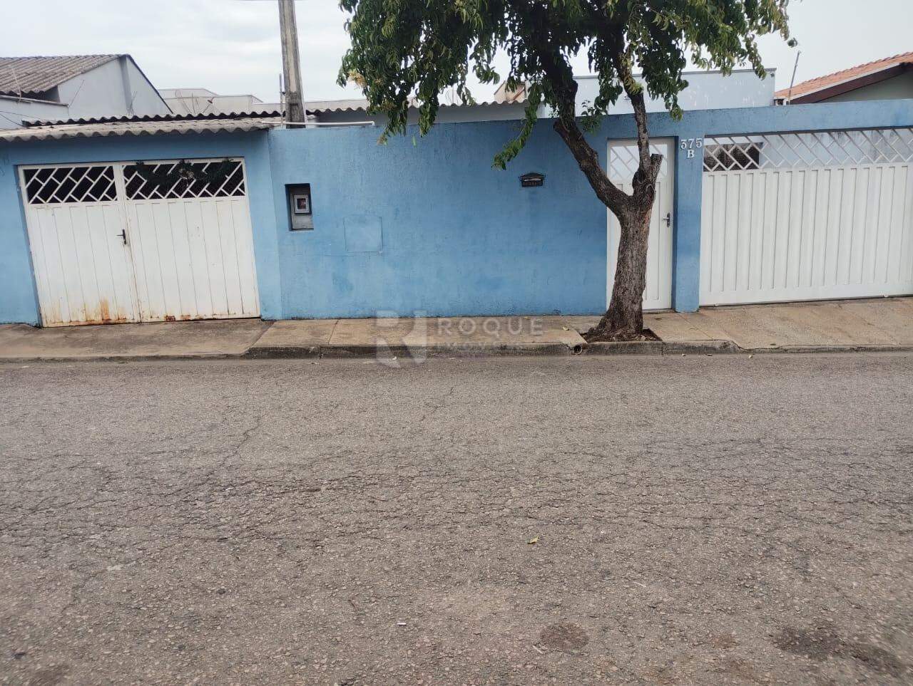 Casa Residencial à venda no bairro Parque Nossa Senhora das Dores: 