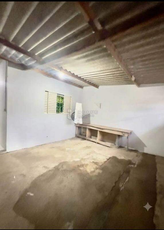 Casa Residencial à venda no bairro Parque Nossa Senhora das Dores: 