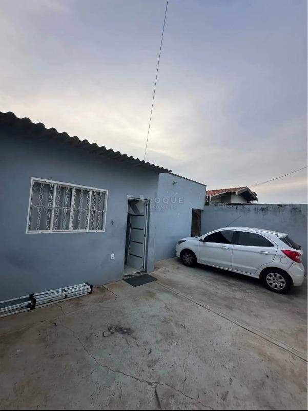 Casa Residencial à venda no bairro Parque Nossa Senhora das Dores: 