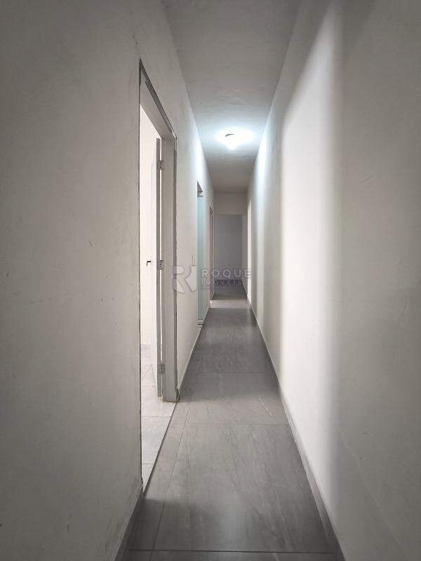 Casa Residencial à venda no bairro Parque Residencial Belinha Ometto: CORREDOR INTERNO