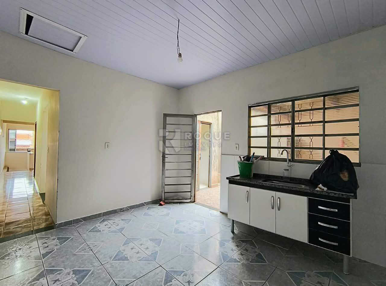 Casa Residencial para aluguel no bairro Parque Residencial Belinha Ometto: Cozinha 