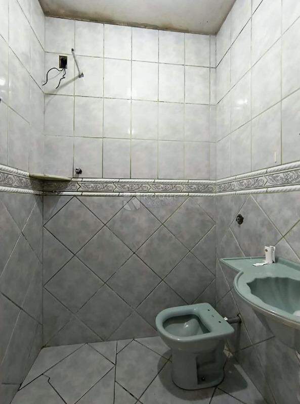 Casa Residencial para aluguel no bairro Parque Residencial Belinha Ometto: Wc social 