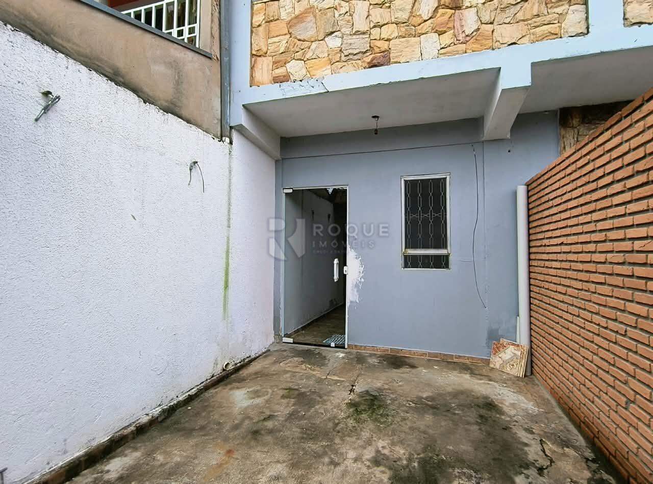 Casa Residencial para aluguel no bairro Parque Residencial Belinha Ometto: Garagem