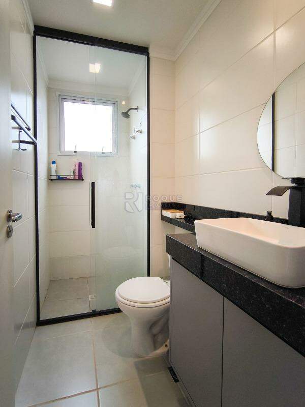 Apartamento à venda no bairro Jardim Santa Adélia: BANHEIRO SOCIAL