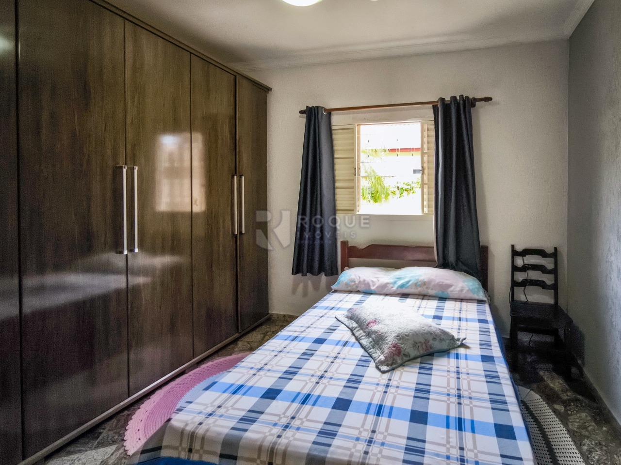 Casa Residencial à venda no bairro Jardim Arruda: DORMITÓRIO 1