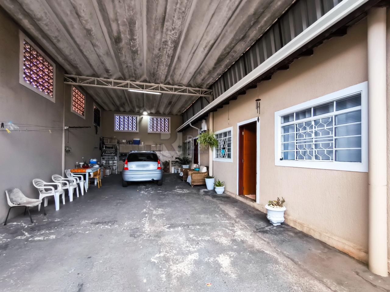 Casa Residencial à venda no bairro Jardim Arruda: GARAGEM