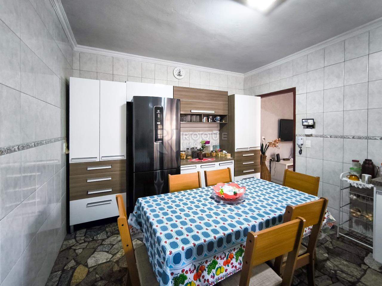 Casa Residencial à venda no bairro Jardim Arruda: COZINHA