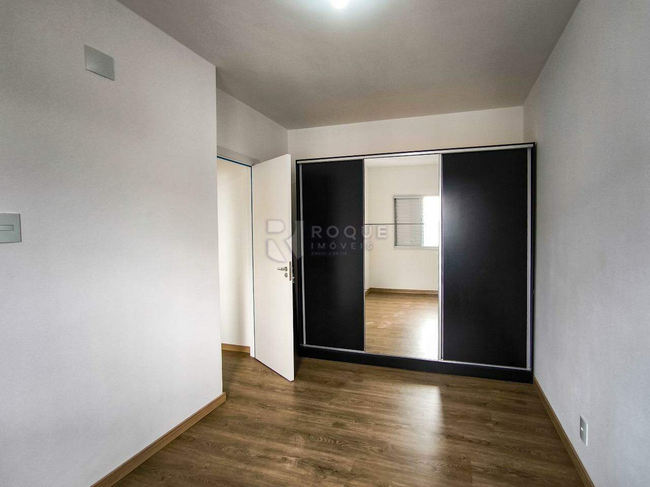 Apartamento à venda no bairro Jardim Santa Adélia: DORMITÓRIO 2