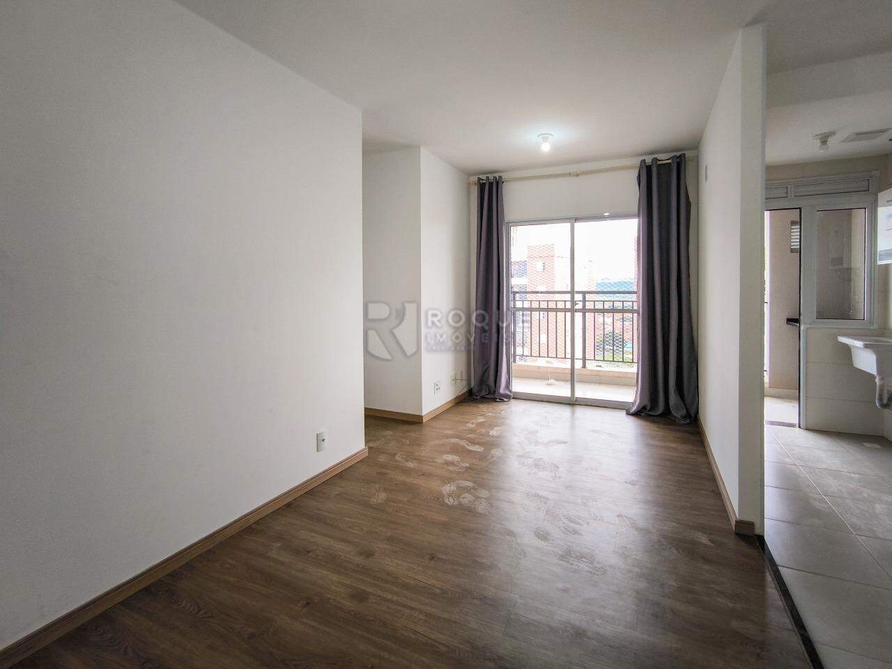 Apartamento à venda no bairro Jardim Santa Adélia: SALA DE ESTAR