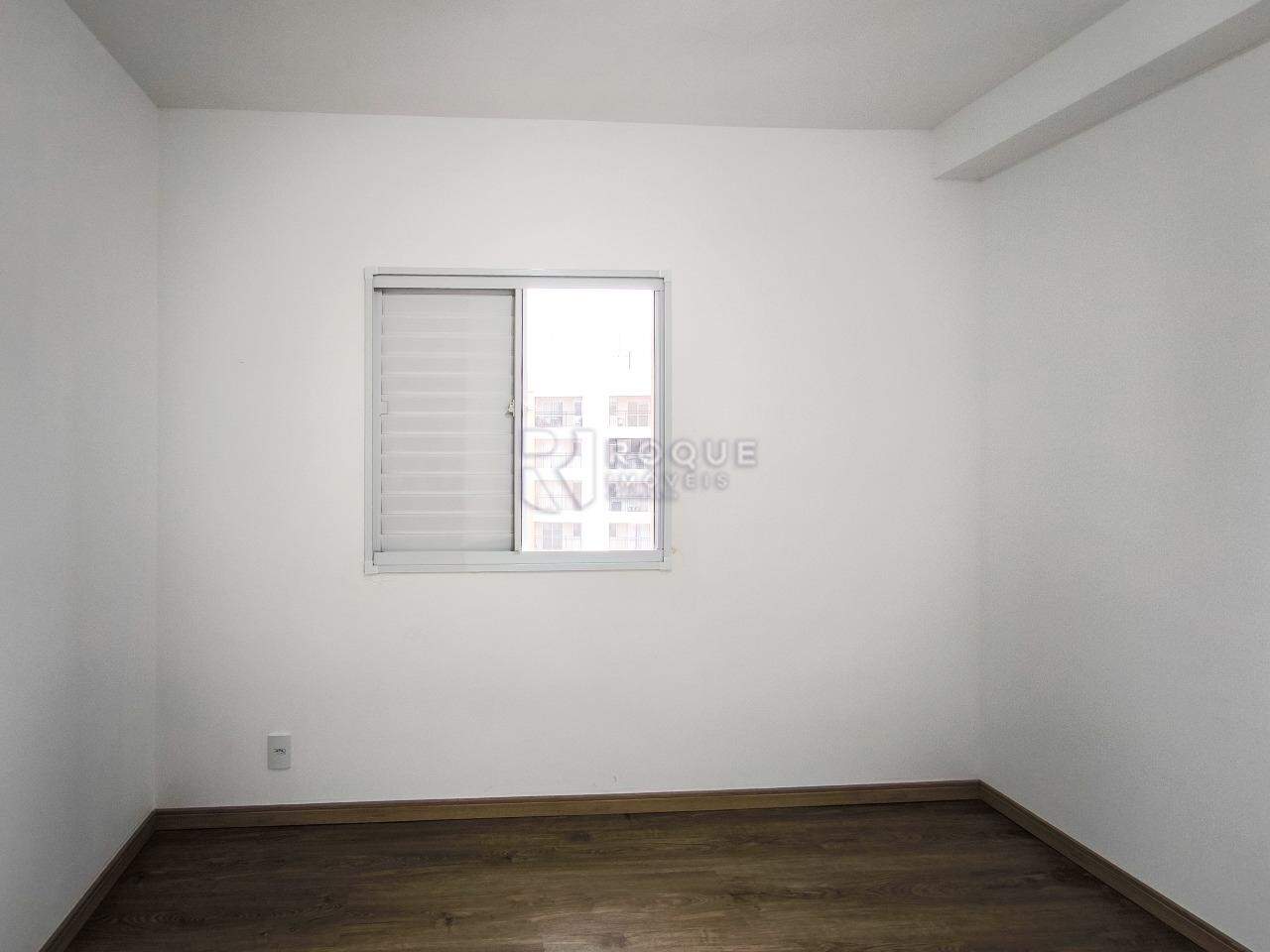 Apartamento à venda no bairro Jardim Santa Adélia: DORMITÓRIO 1