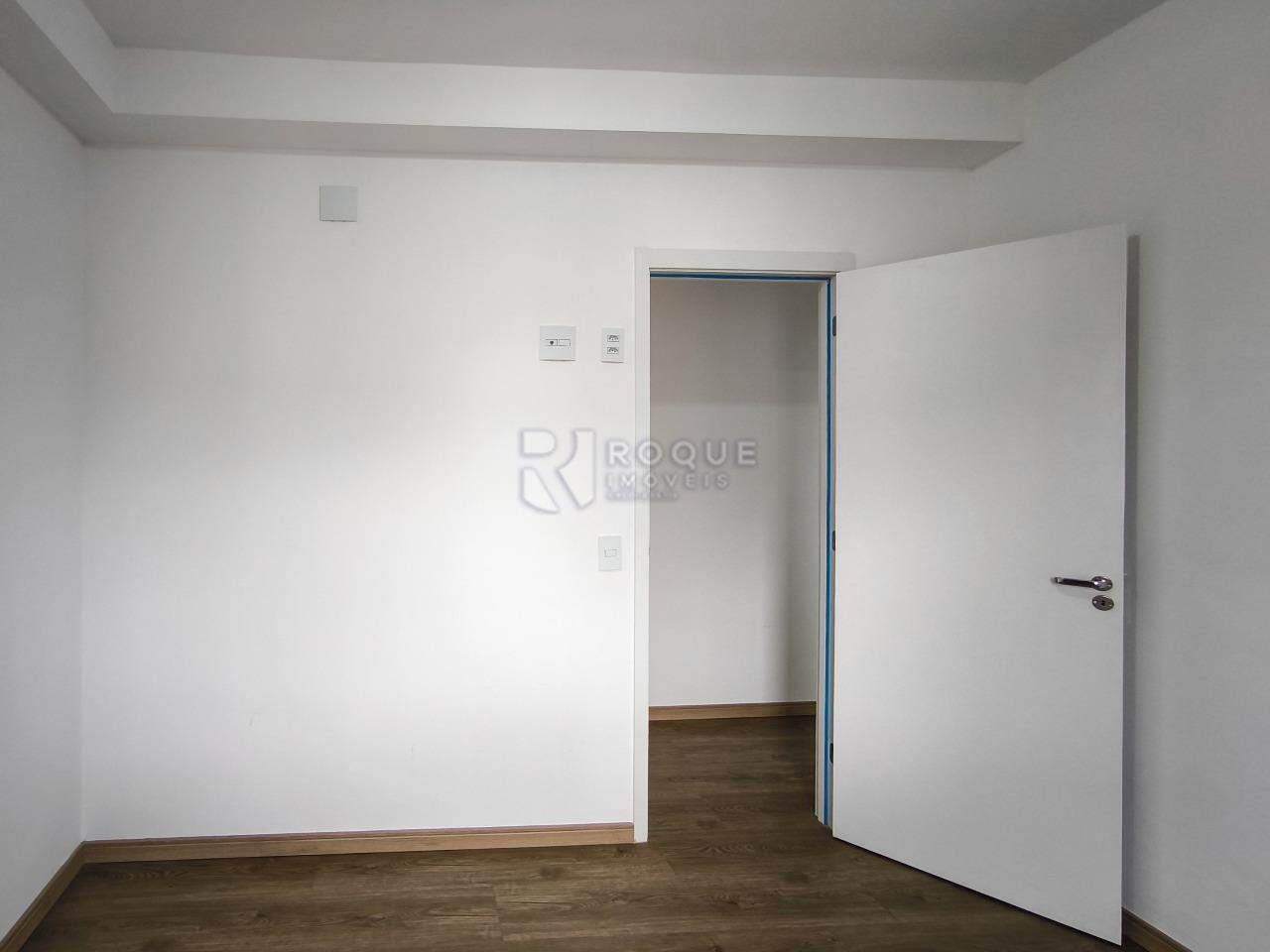 Apartamento à venda no bairro Jardim Santa Adélia: DORMITÓRIO 1