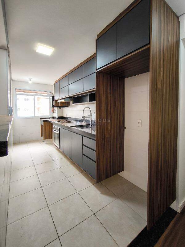Apartamento à venda no bairro Jardim Santo André: COZINHA