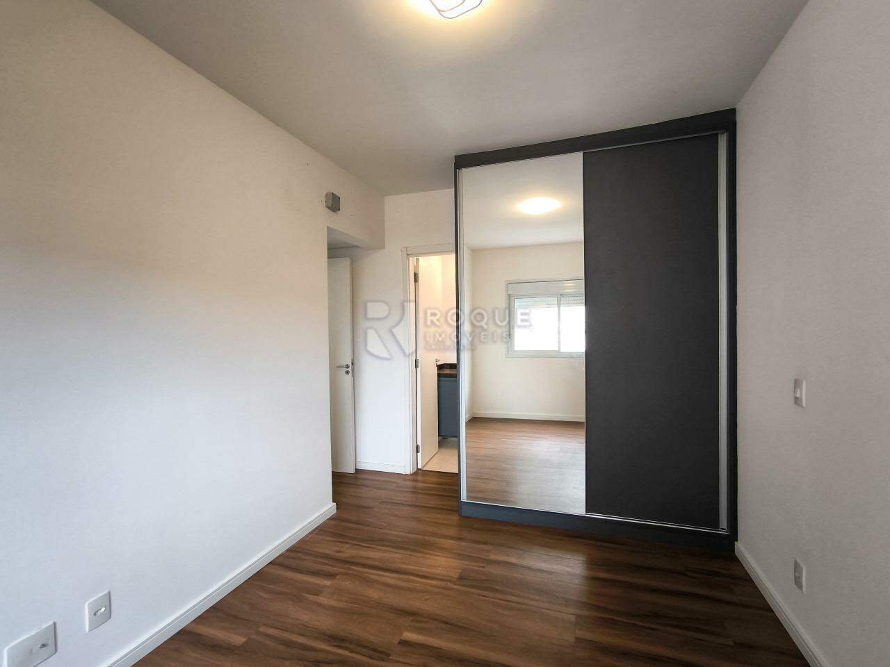 Apartamento à venda no bairro Jardim Santo André: SUÍTE