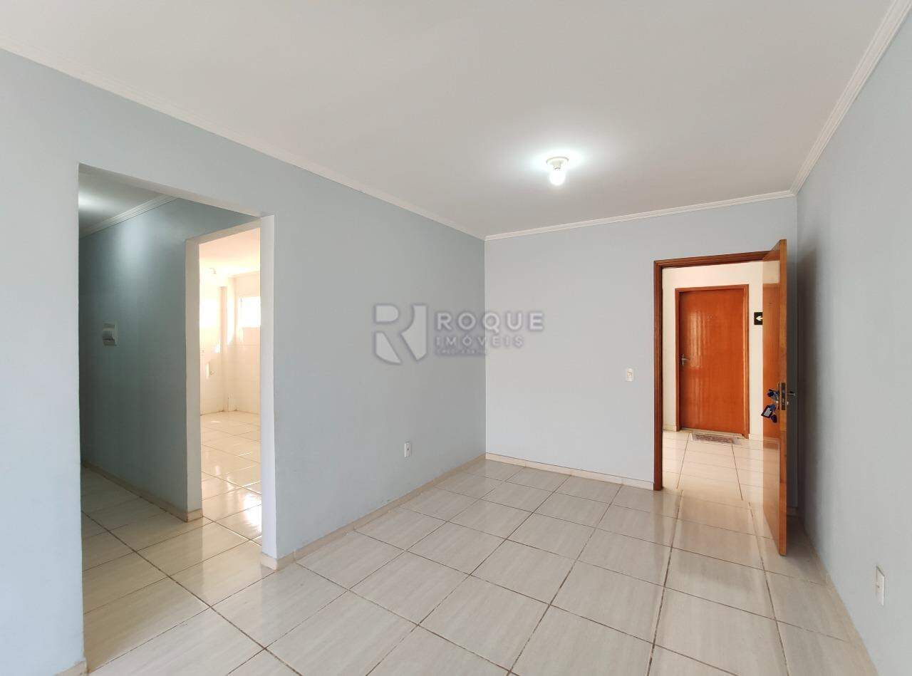 Apartamento à venda no bairro Jardim Ouro Verde: Sala 