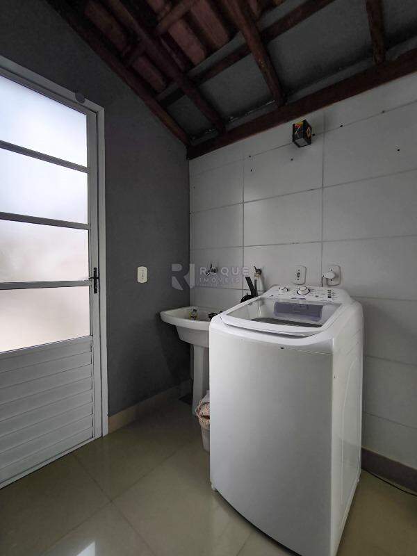Casa em condomínio à venda no bairro Residencial Itamaracá: LAVANDERIA
