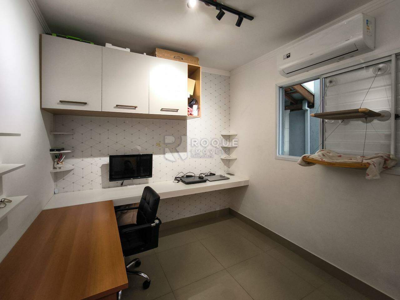 Casa em condomínio à venda no bairro Residencial Itamaracá: DORMITÓRIO 2
