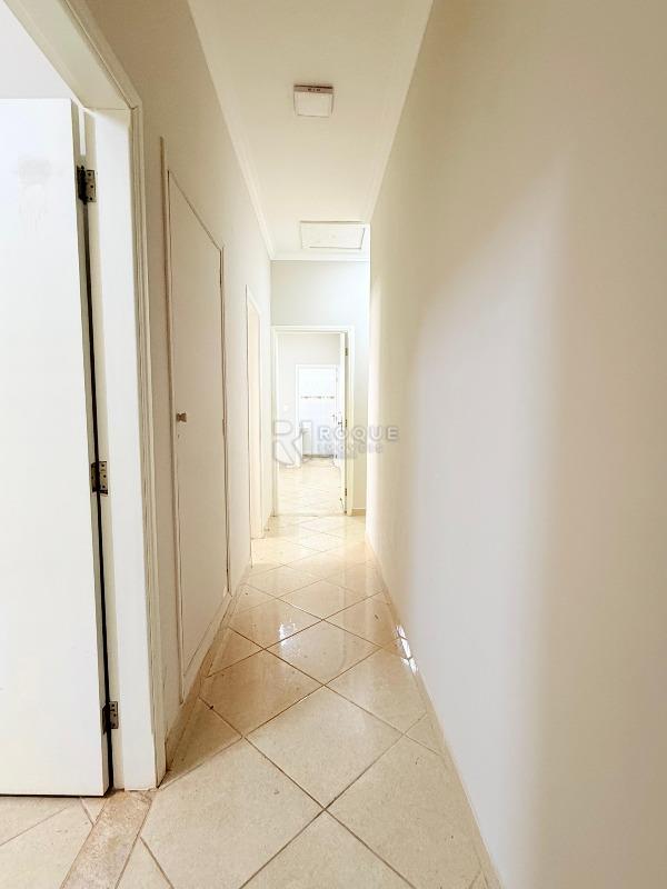 Casa Comercial para aluguel no bairro Vila Paraiso: Hall