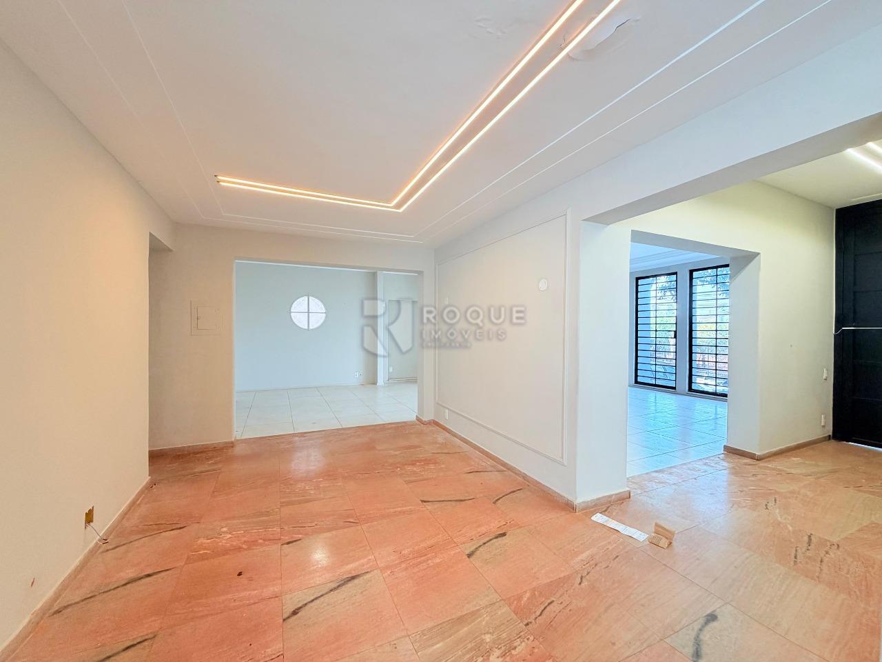 Casa Comercial para aluguel no bairro Vila Paraiso: Recepção