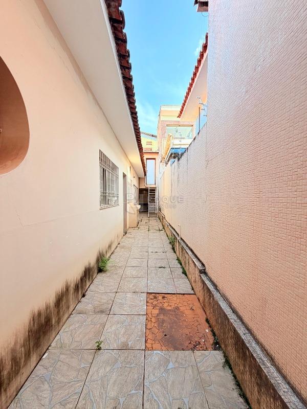 Casa Comercial para aluguel no bairro Vila Paraiso: Quintal