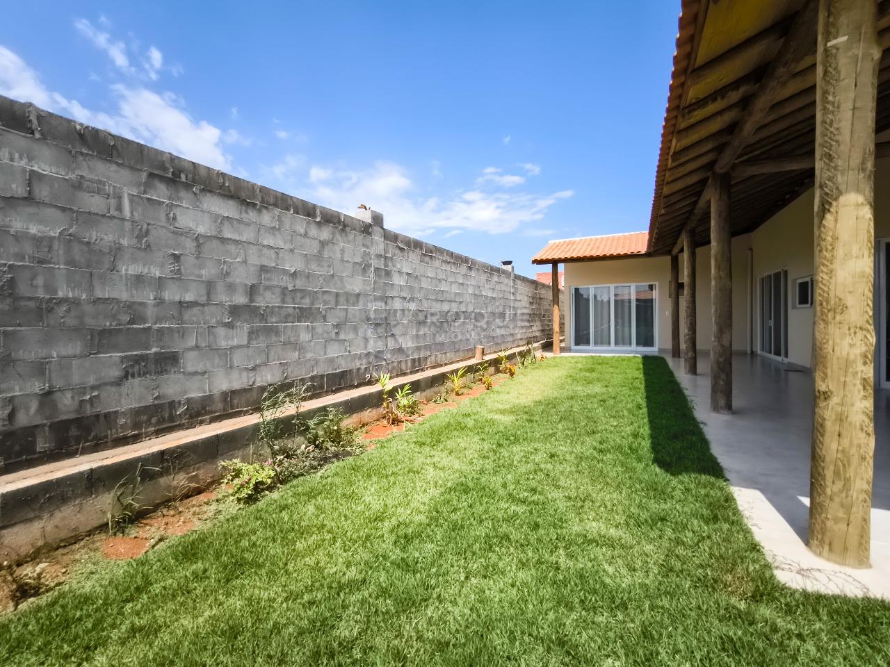 Chácara à venda no bairro Bairro do Pinhal: QUINTAL