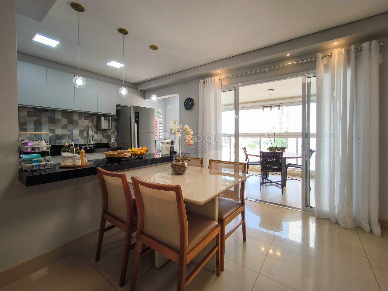 Apartamento à venda no bairro Jardim Aquárius: SALA DE JANTAR