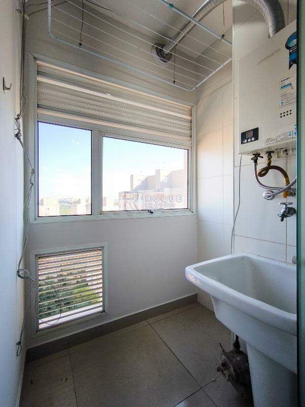 Apartamento à venda no bairro Jardim Esmeralda: LAVANDERIA
