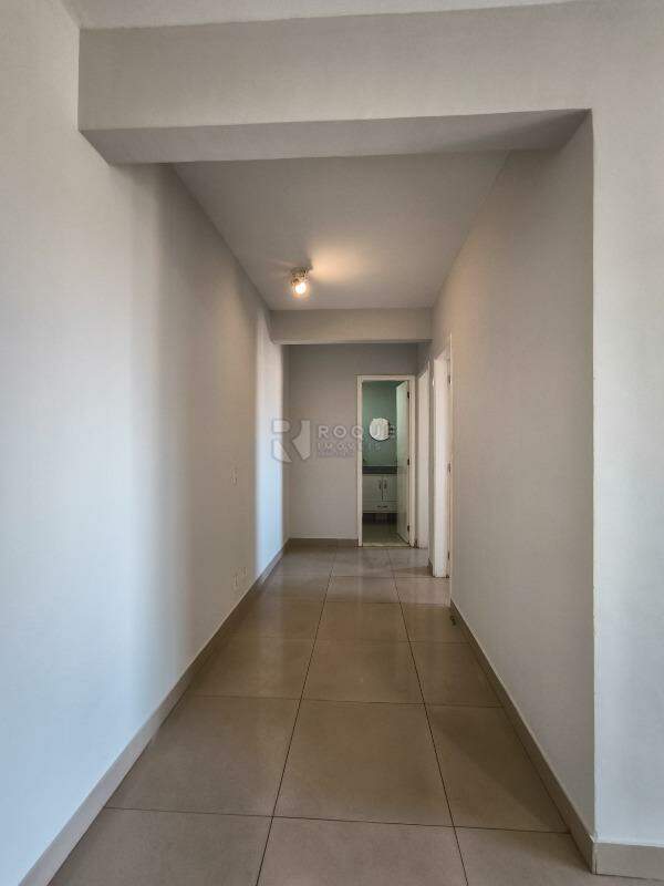 Apartamento à venda no bairro Jardim Esmeralda: CORREDOR INTERNO