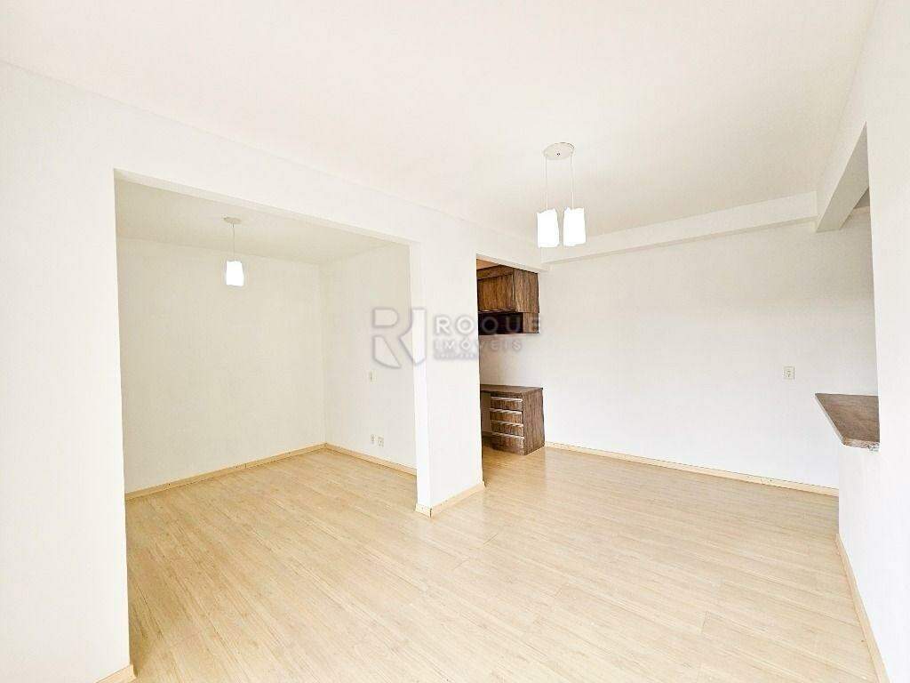 Apartamento à venda no bairro Jardim Esmeralda: Sala estendida