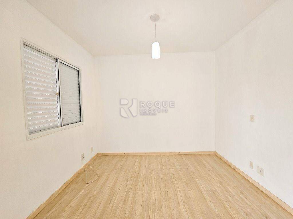 Apartamento à venda no bairro Jardim Esmeralda: Suite
