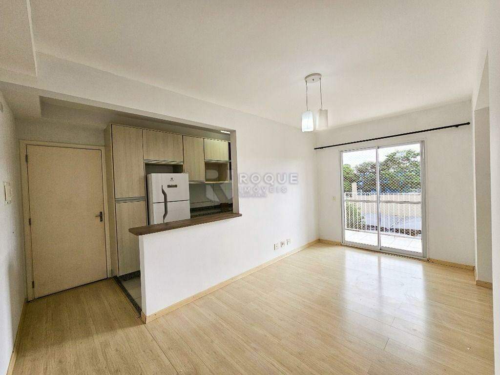 Apartamento à venda no bairro Jardim Esmeralda: Sala