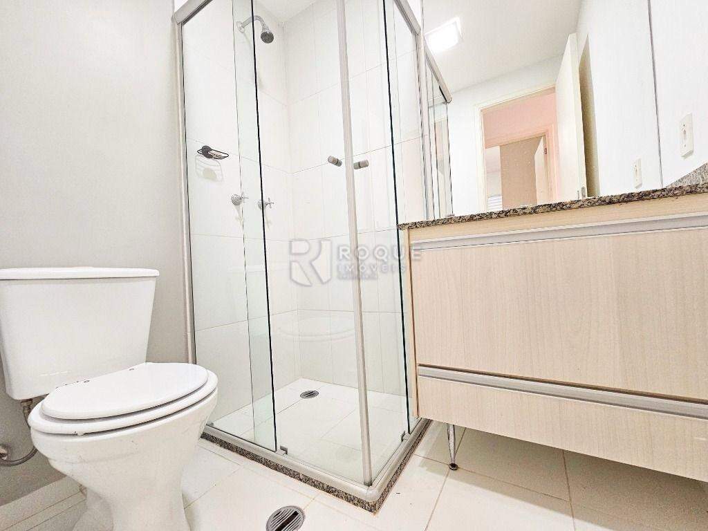 Apartamento à venda no bairro Jardim Esmeralda: Banheiro Social