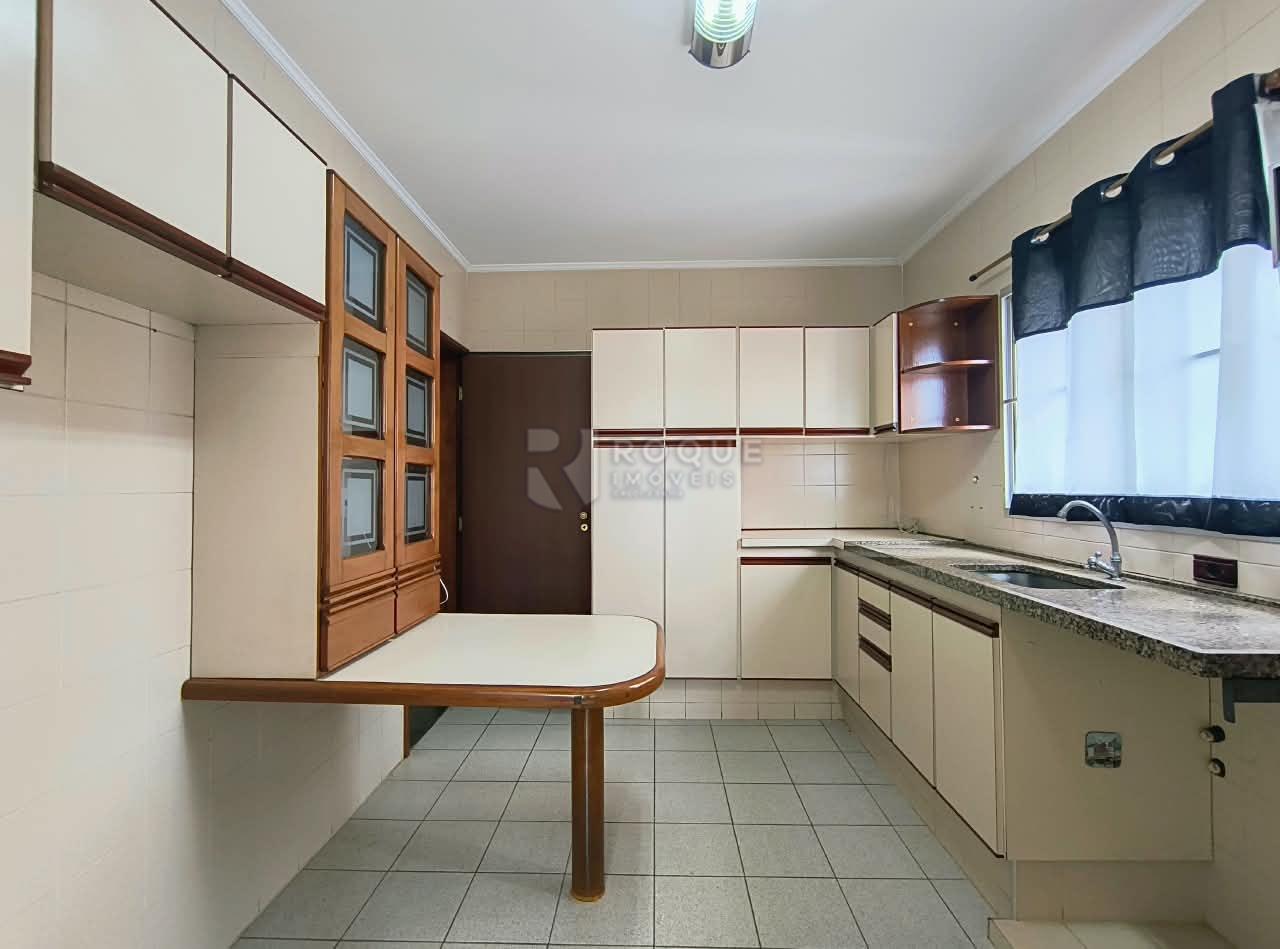 Apartamento para aluguel no bairro Centro: Cozinha 