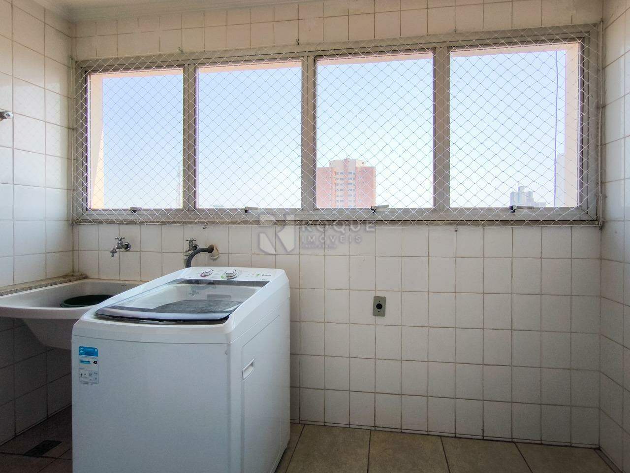 Apartamento à venda no bairro Centro: LAVANDERIA