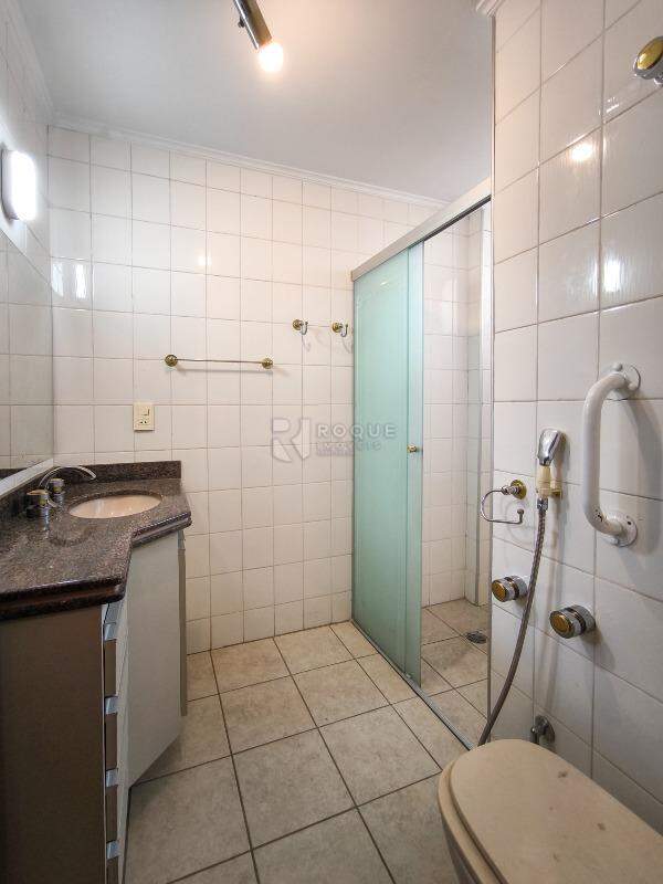 Apartamento à venda no bairro Centro: WC SUÍTE