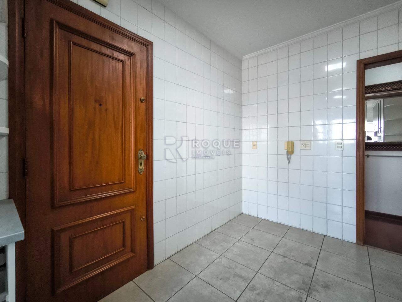 Apartamento à venda no bairro Centro: COZINHA