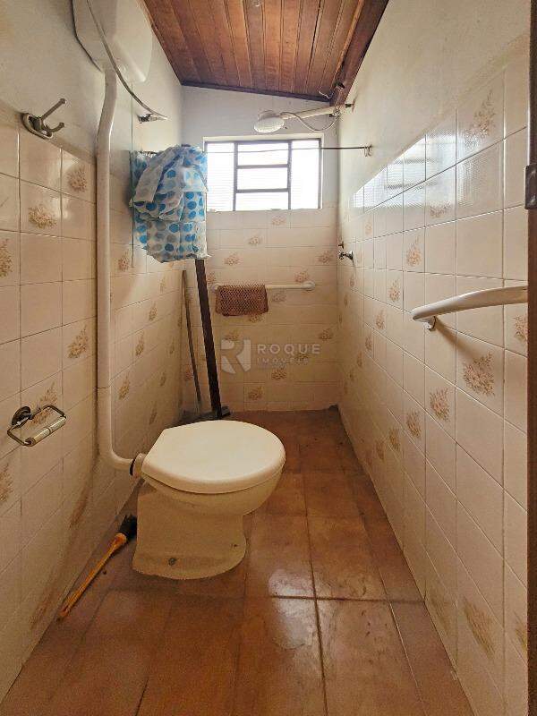 Casa Residencial para aluguel no bairro Cidade Jardim: Wc área de serviços