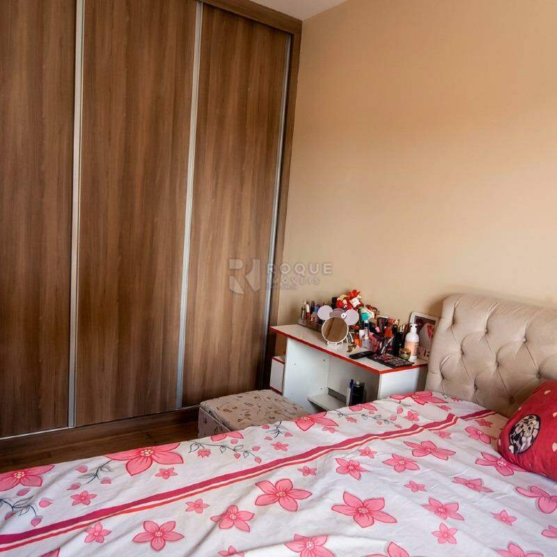 Apartamento à venda no bairro Chácaras Antonieta: DORMITÓRIO 1