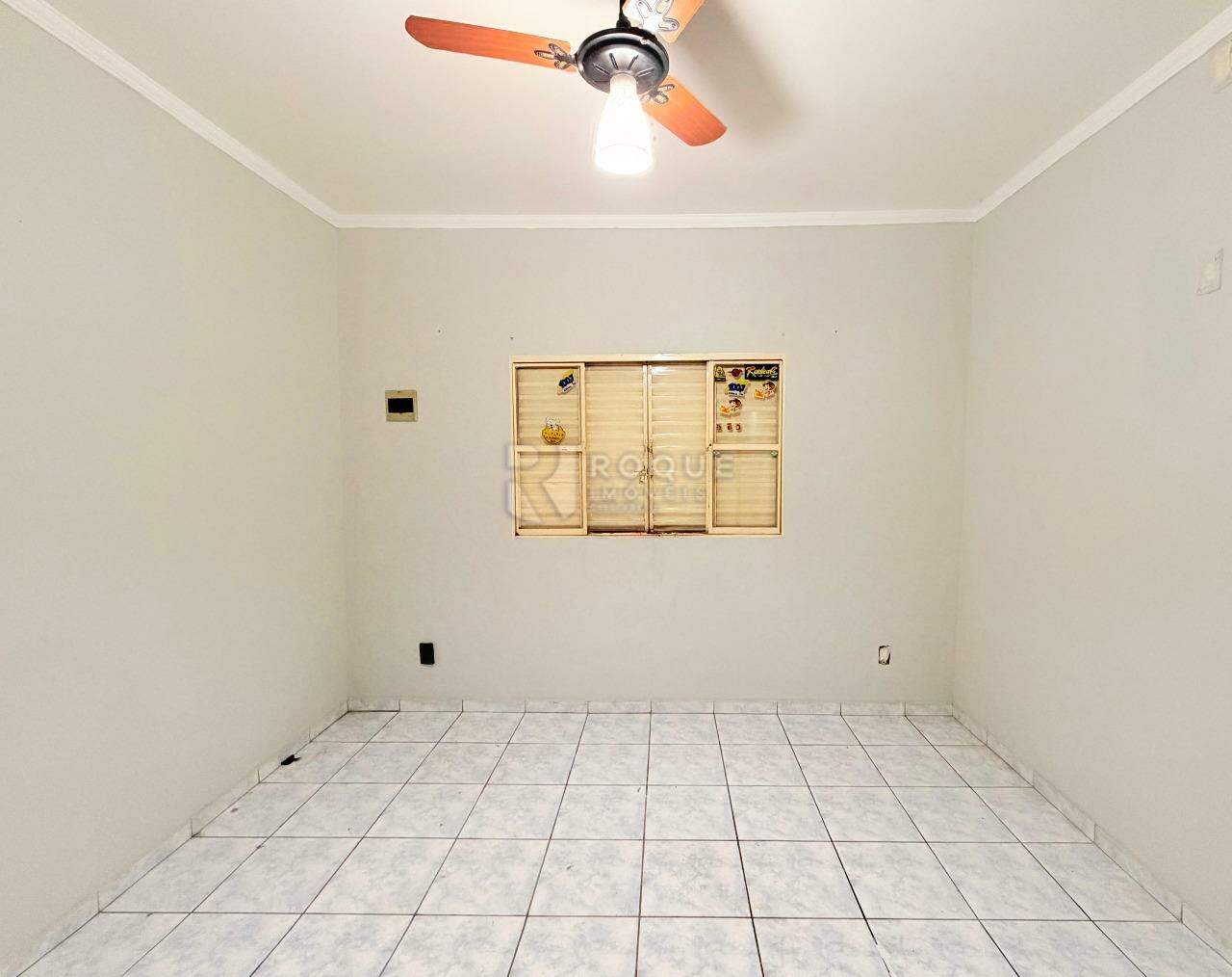 Casa Residencial para aluguel no bairro Jardim Ouro Verde: Dormitório 1