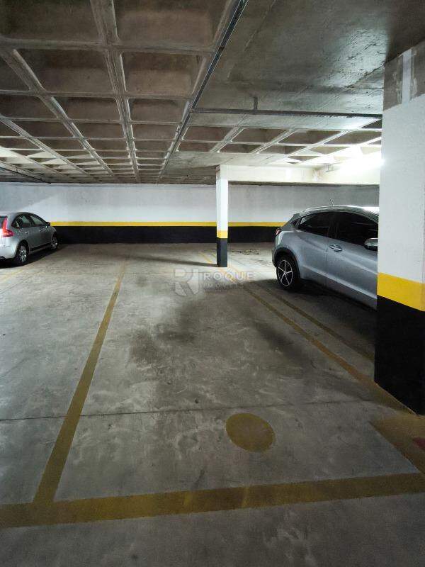 Apartamento à venda no bairro Jardim Nossa Senhora de Fátima: VAGA DE GARAGEM 2